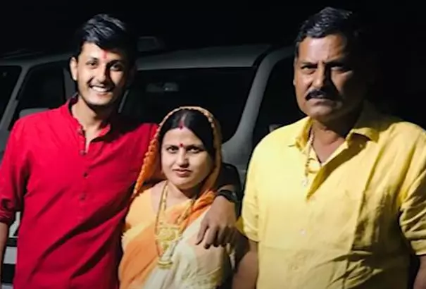 Anubhav Dubay Mother and Father (Family)